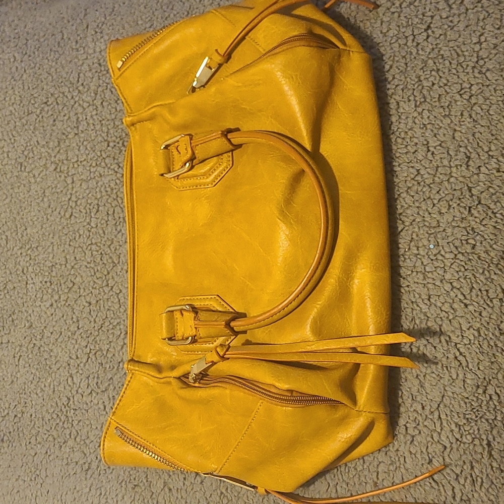 Urban Expressions Tan Purse